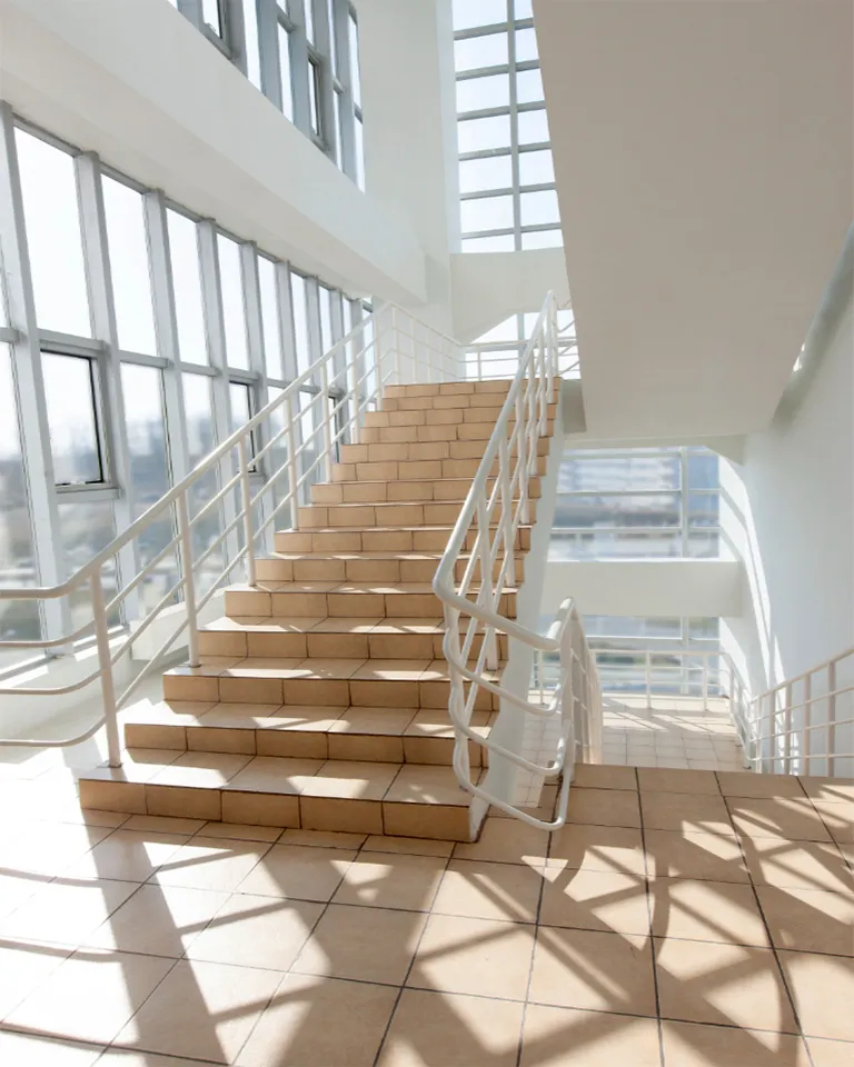 Apex Feature Staircase