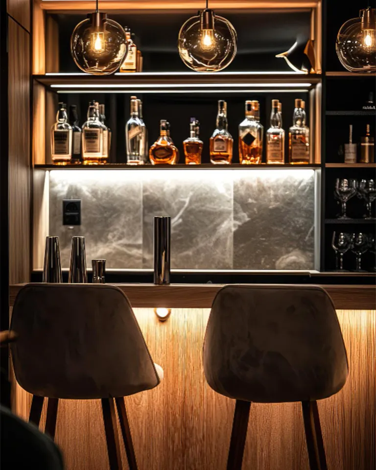 Elegant Home Bar Design