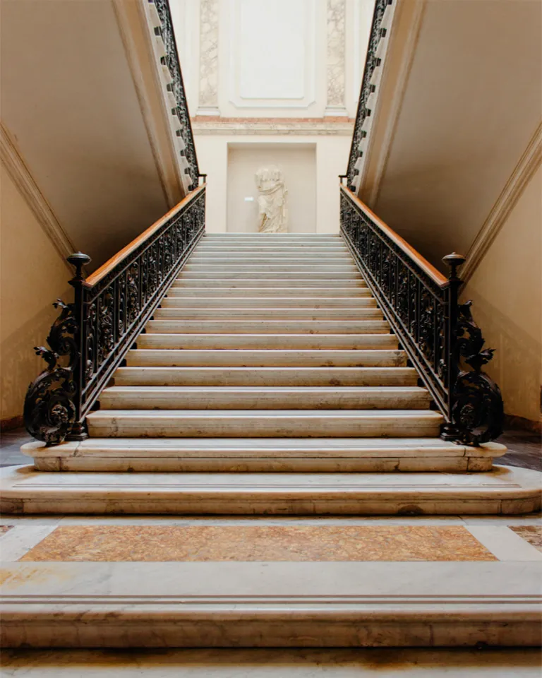 Apex Feature Staircase