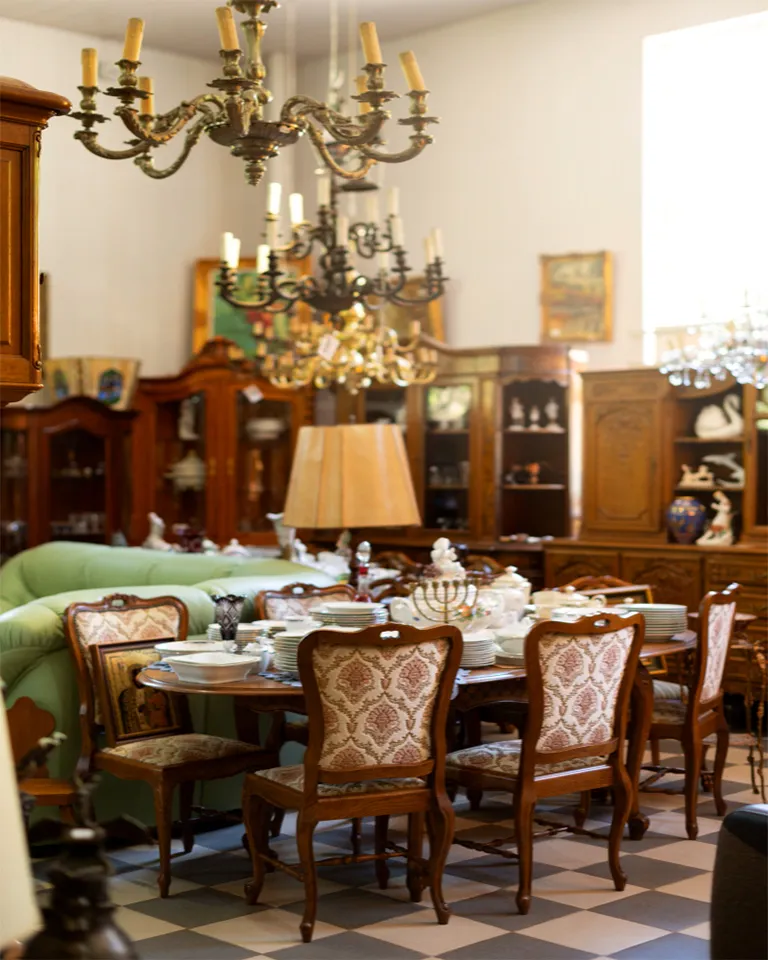 Sumptuous Luxury Dining Suite