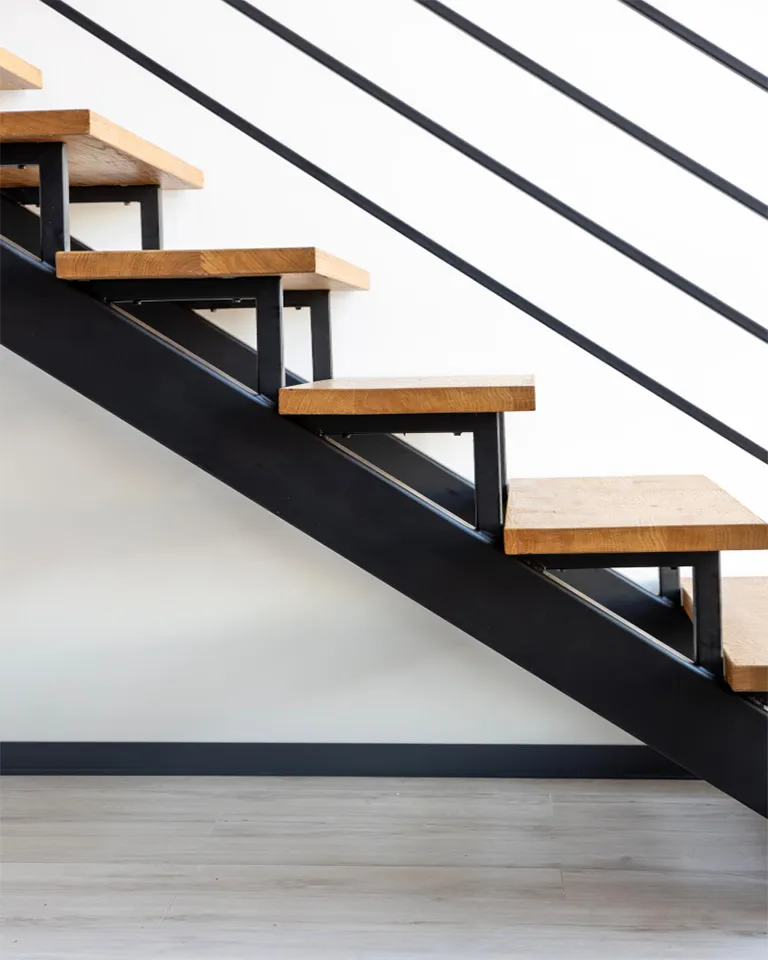 Apex Feature Staircase