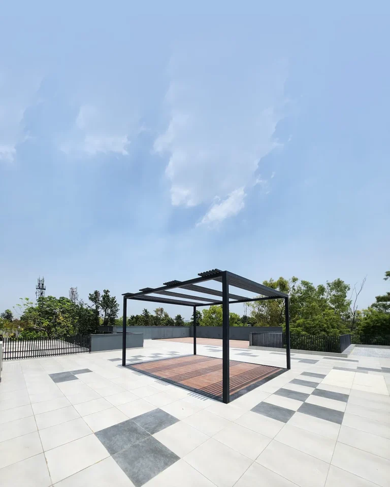 Interior View 09